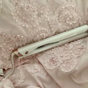 T3 Straightner- New and Never used